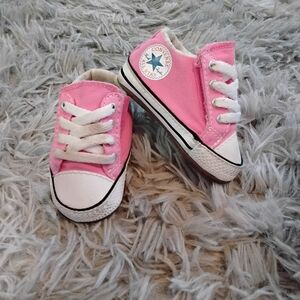 Converse Soft Sole Baby Shoe Size 1 Infant.